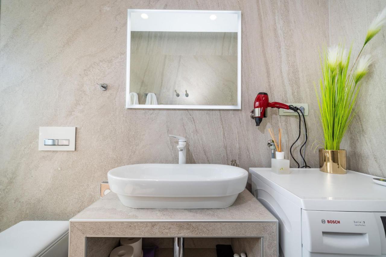 Apartman Darija Sukosan Bagian luar foto