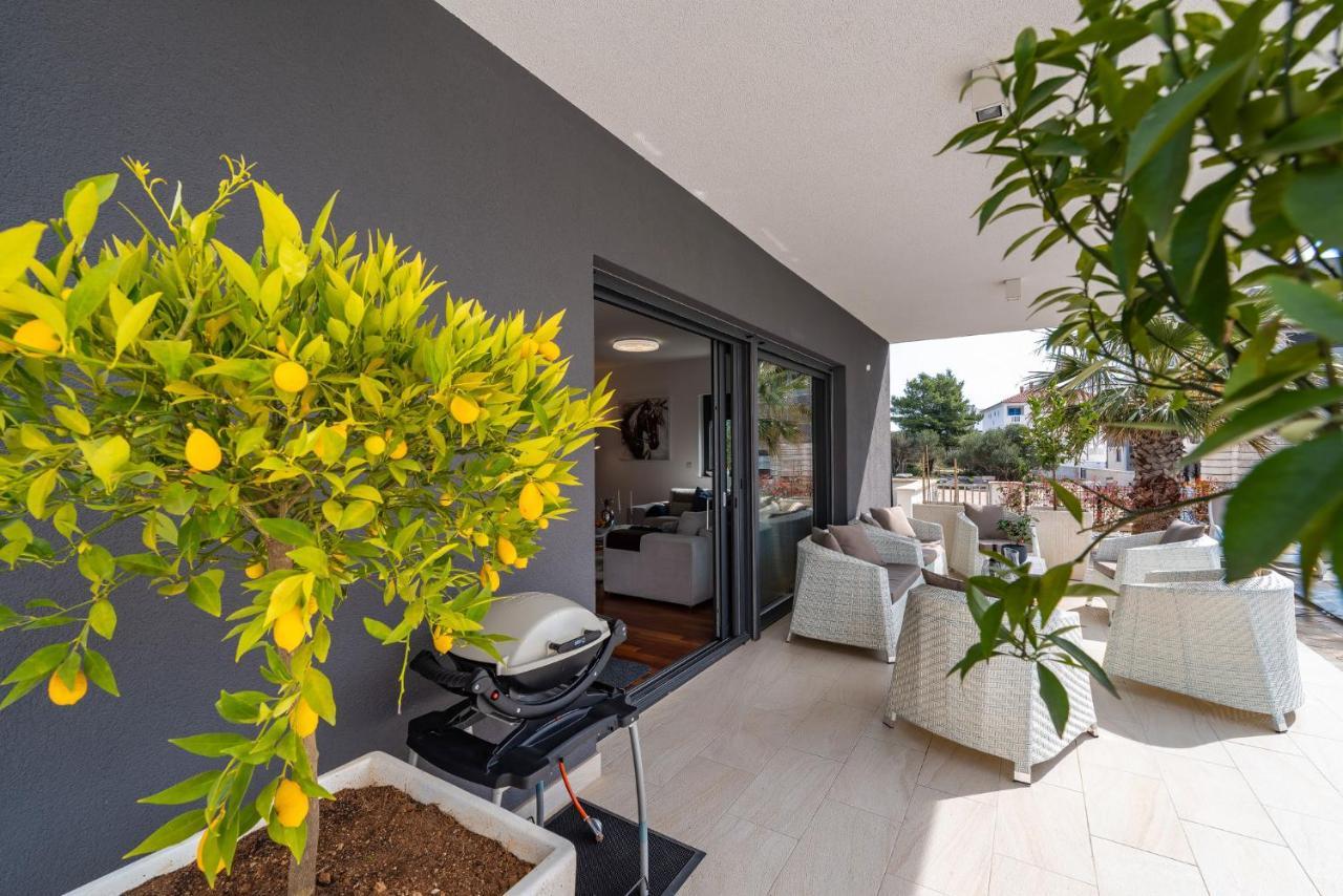 Apartman Darija Sukosan Bagian luar foto